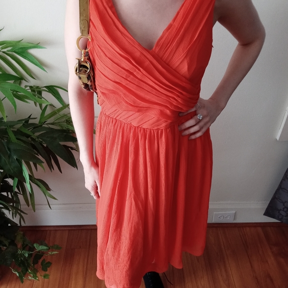 Dress - Picture 2 of 7